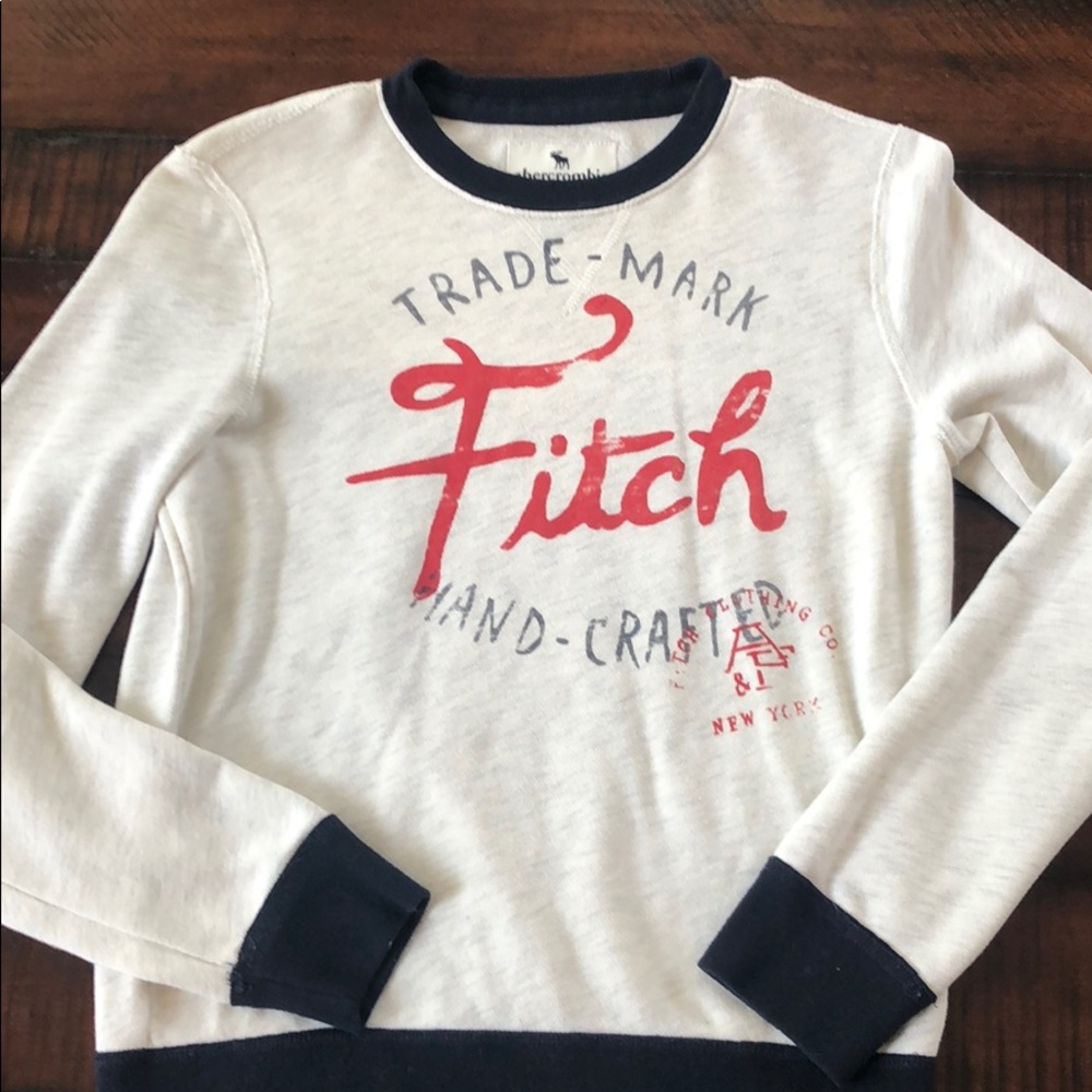 NWOT Abercrombie sweatshirt